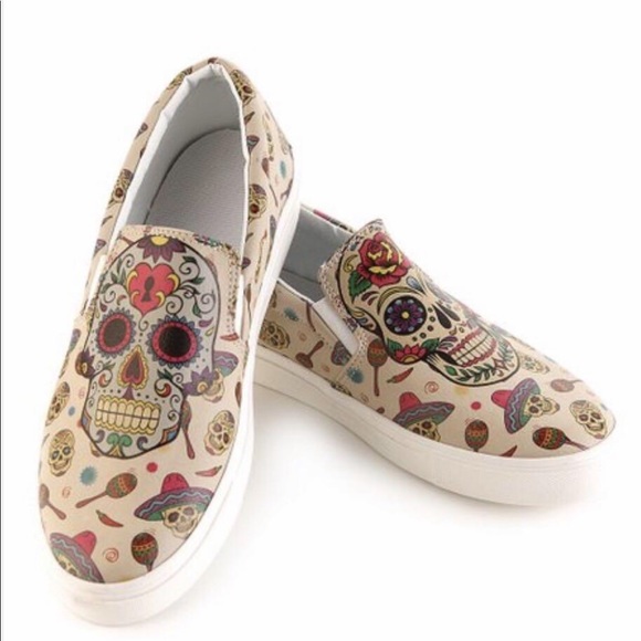 Awesome Goby brand skull slip-ons. NIB $45. - Picture 5 of 8